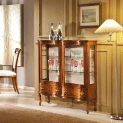 Barock Vitrine 2-türig Agosto mit Nussbaum Furnier^Wohnen Outlet