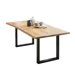 Wohnen Baumkante Esszimmertisch aus Eiche - Selvina