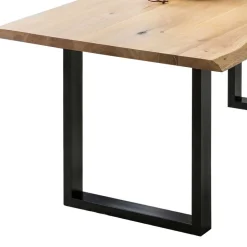 Wohnen Baumkante Esszimmertisch aus Eiche - Selvina
