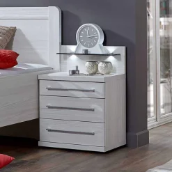 Bett und Nachtschrank Arneta in Weiß (zweiteilig)^Wohnen Online