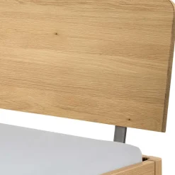 Wohnen Design Bett aus hell geölter Eiche - Promenada