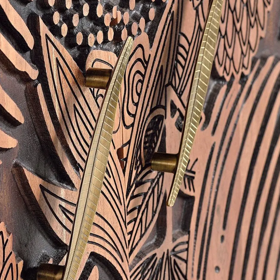 Design Sideboard mit Schnitzerei und Lack - Marcel^Wohnen Online