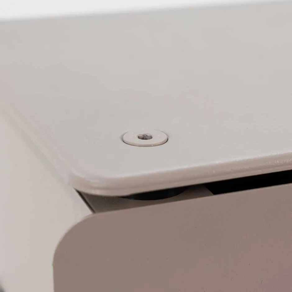 Wohnen Design Stahlkommode in Taupe - Gioja