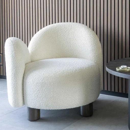 Designsessel mit einer Armlehne in Weiß Boucle - Cisterna^Wohnen Online