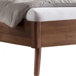 Wohnen Doppelbett Gestell aus Nussbaum geölt - Carloletta