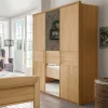 Eichefarbener Kleiderschrank in drei Höhen - Emdsiva I^Wohnen