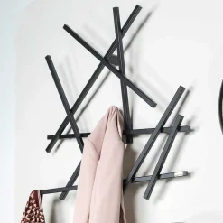 Wohnen Extravagante Wandgarderobe in Schwarz - Volkma