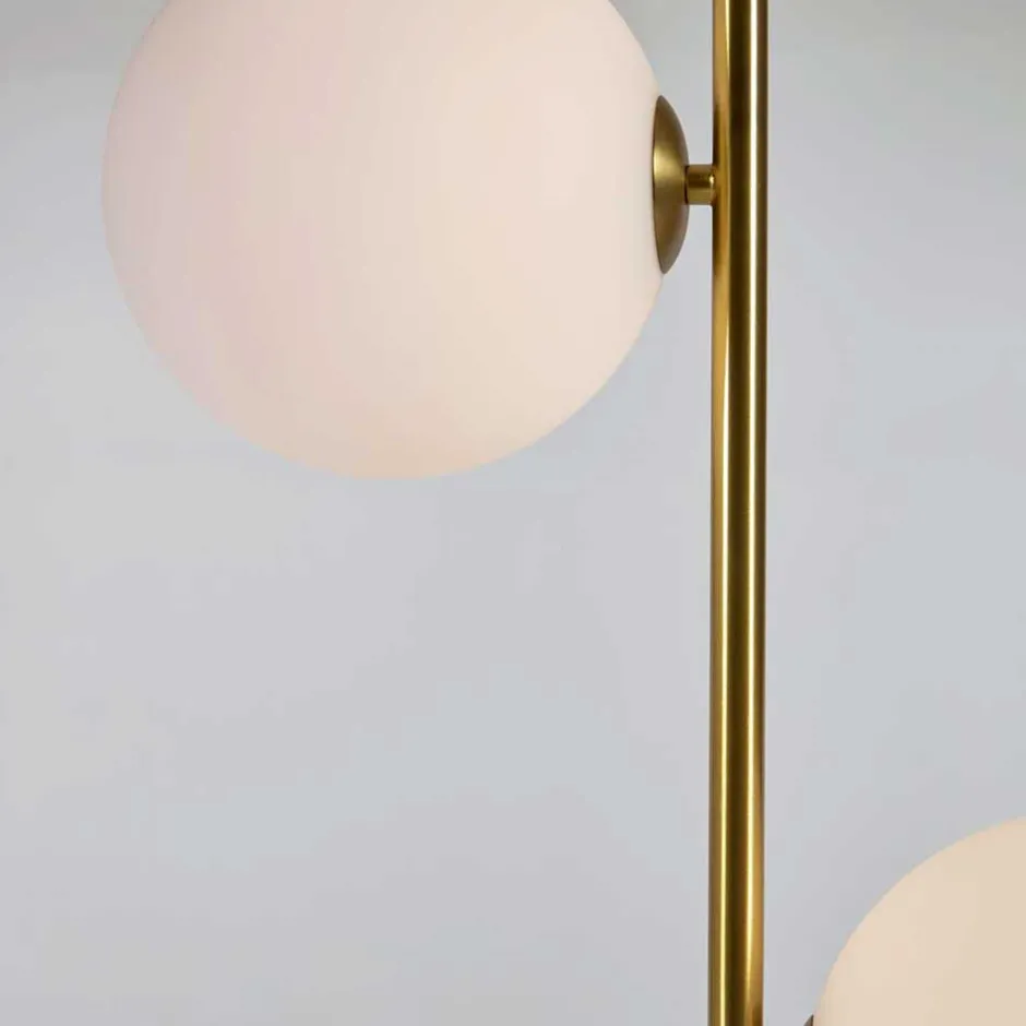 2-flammige Stehleuchte mit weißen Glas Kugelschirmen - Partiona^Wohnen New