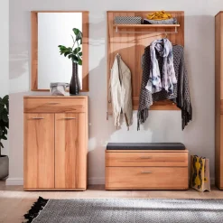 Flur Vertiko in Kernbuche - Hippa^Wohnen