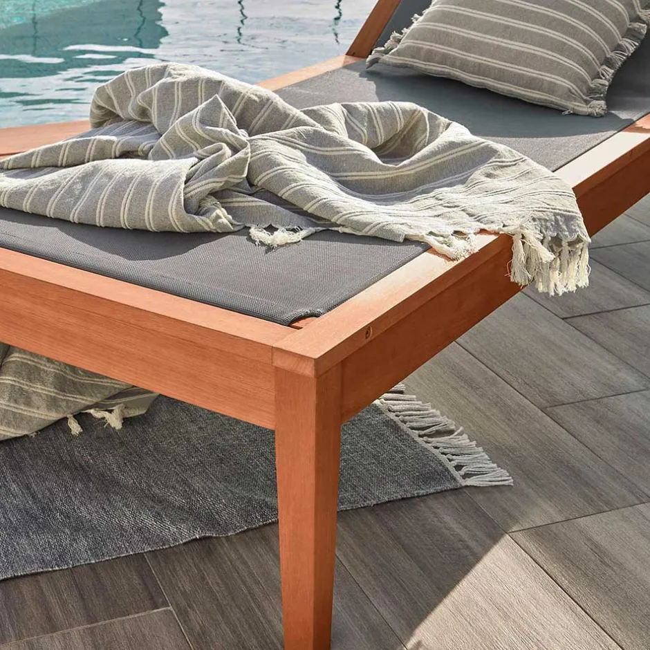 Gartenliege auf Rollen aus Eukalyptusholz - Promo^Wohnen