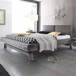 Graues Massivholzbett Firendra im Vintage Industry Style^Wohnen New