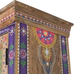 Holzschrank mit farbstarken Ornamentmustern - Ammie^Wohnen Online