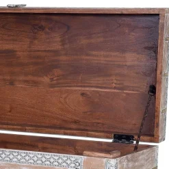 Wohnen Holztruhe - ausgefallen gestaltet - Abraham