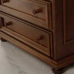 Wohnen Klassisch gestaltete Hochkommode in Walnussfarben - Manicos