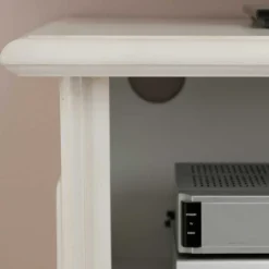 Klassischer TV Unterschrank in Antikweiß - Vicina^Wohnen Sale