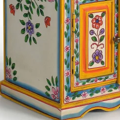 Kommode in farbenfroher Gestaltung - Career^Wohnen Online