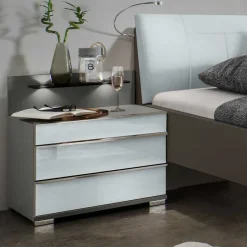 Komplettschlafzimmer mit LED Beleuchtung - Geraldine (vierteilig)^Wohnen