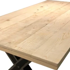 Markanter Esszimmertisch aus Recyclingholz Fichte - Giurgia^Wohnen Outlet