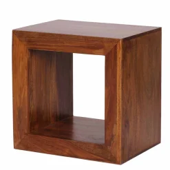 Wohnen Markanter Regalwürfel Hoslo breite Konturen