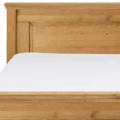 Massives Bett im klassischen Design - Piatra^Wohnen Hot