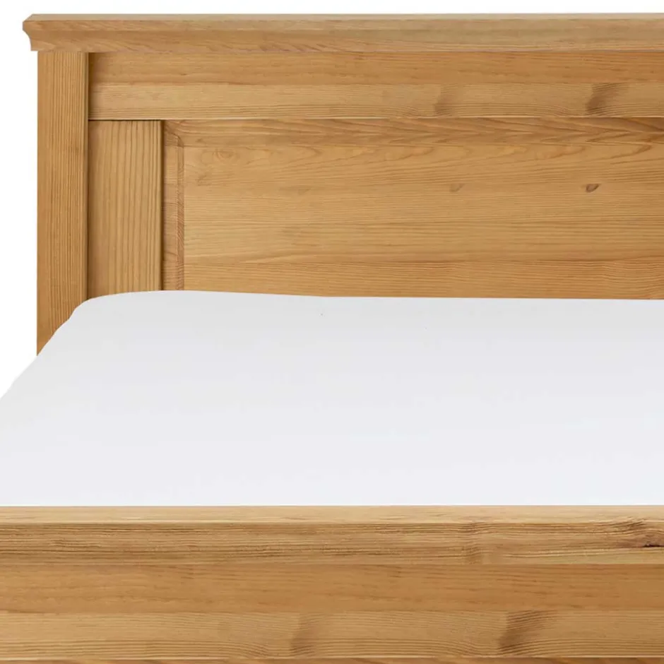 Massives Bett im klassischen Design - Piatra^Wohnen Hot