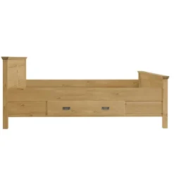 Massives Bett im klassischen Design - Piatra^Wohnen Hot