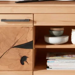 Wohnen Massives TV-Board aus geölter Kernbuche - Sarosca