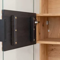 Wohnen Massivholz Vitrine in Eiche mit Schwarz - Eribella