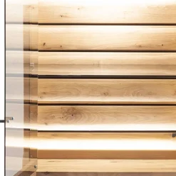 Massivholz Vitrine mit LED Beleuchtung - Azzurian^Wohnen