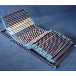 Motor-Lattenrost mit 42 Leisten - Younger^Wohnen Discount