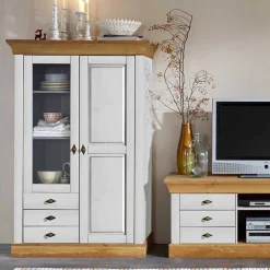 Niedrige Vitrine Sibiuta im Landhaus Look^Wohnen New