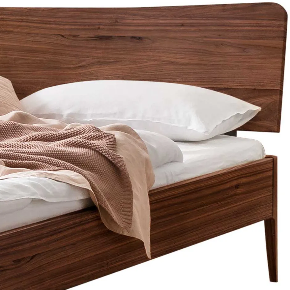 Nussbaum Holzbett für zwei Personen - Lerchona^Wohnen Clearance