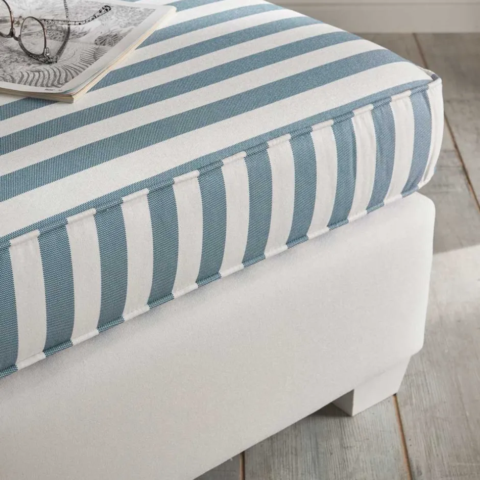 Quadratischer Polsterhocker gestreift - Ganbriassa^Wohnen Discount