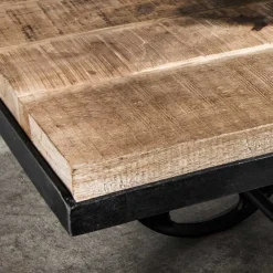 Wohnen Rustikaler Design Couchtisch mit Eisenrädern - Pistroga