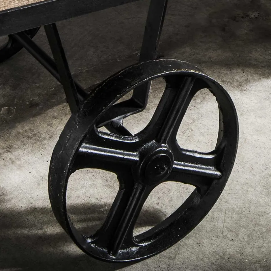 Wohnen Rustikaler Design Couchtisch mit Eisenrädern - Pistroga