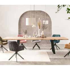 Rustikaler Esstisch mit Naturkanten Eiche - Zavana^Wohnen Discount