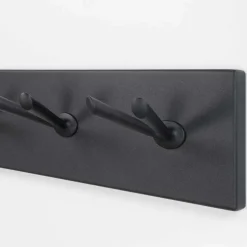 Wohnen Schlichte Stahl Wandgarderobe mit 6 Kleiderhaken - Tarado