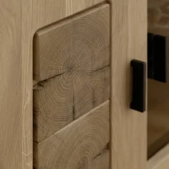 Schrankvitrine aus hellem Asteiche Massivholz - Losiamos^Wohnen Best