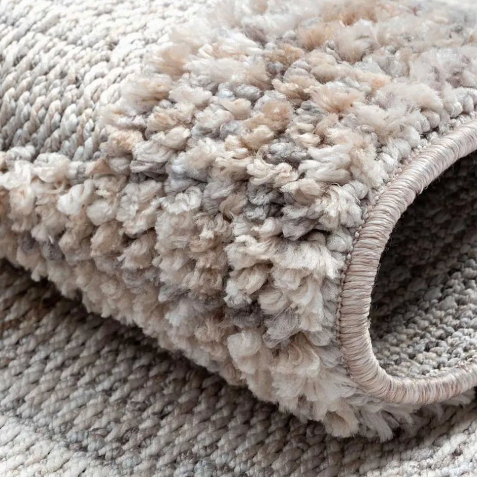 Teppich mit geometrischem Muster - Ellis^Wohnen