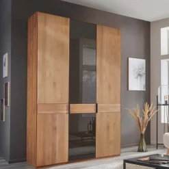 3-türiger Kleiderschrank in Erle teilmassiv - Hung^Wohnen Hot