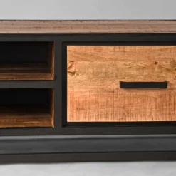 TV Lowboard im Industry und Loft Stil - Piatrasun^Wohnen