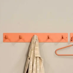 Wohnen Wandgarderobenleiste in Terracotta aus Stahl - Ranini