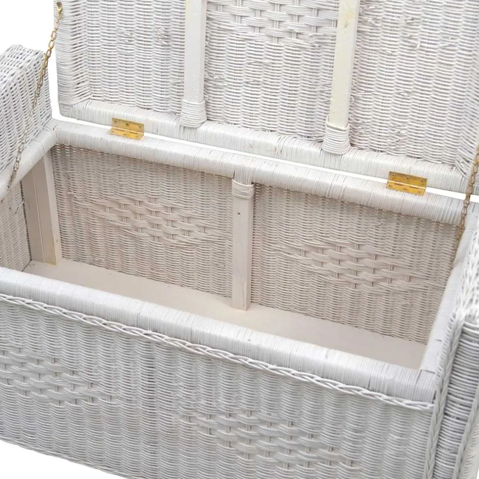 Weiße Rattan Truhe - auch zum Sitzen - Ravencos^Wohnen New