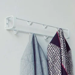 Wohnen Weiße Stahl-Wandgarderobe mit 60cm Breite - Torosma