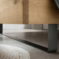 Wildeiche Bett mit Metallkufen - Siestago^Wohnen Hot