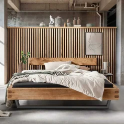 Wohnen Wildeichebett mit Balken-Kopfteil - Swan