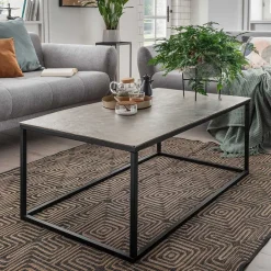 Wohnzimmertisch mit Alu Platte in Silber - Magura^Wohnen Online